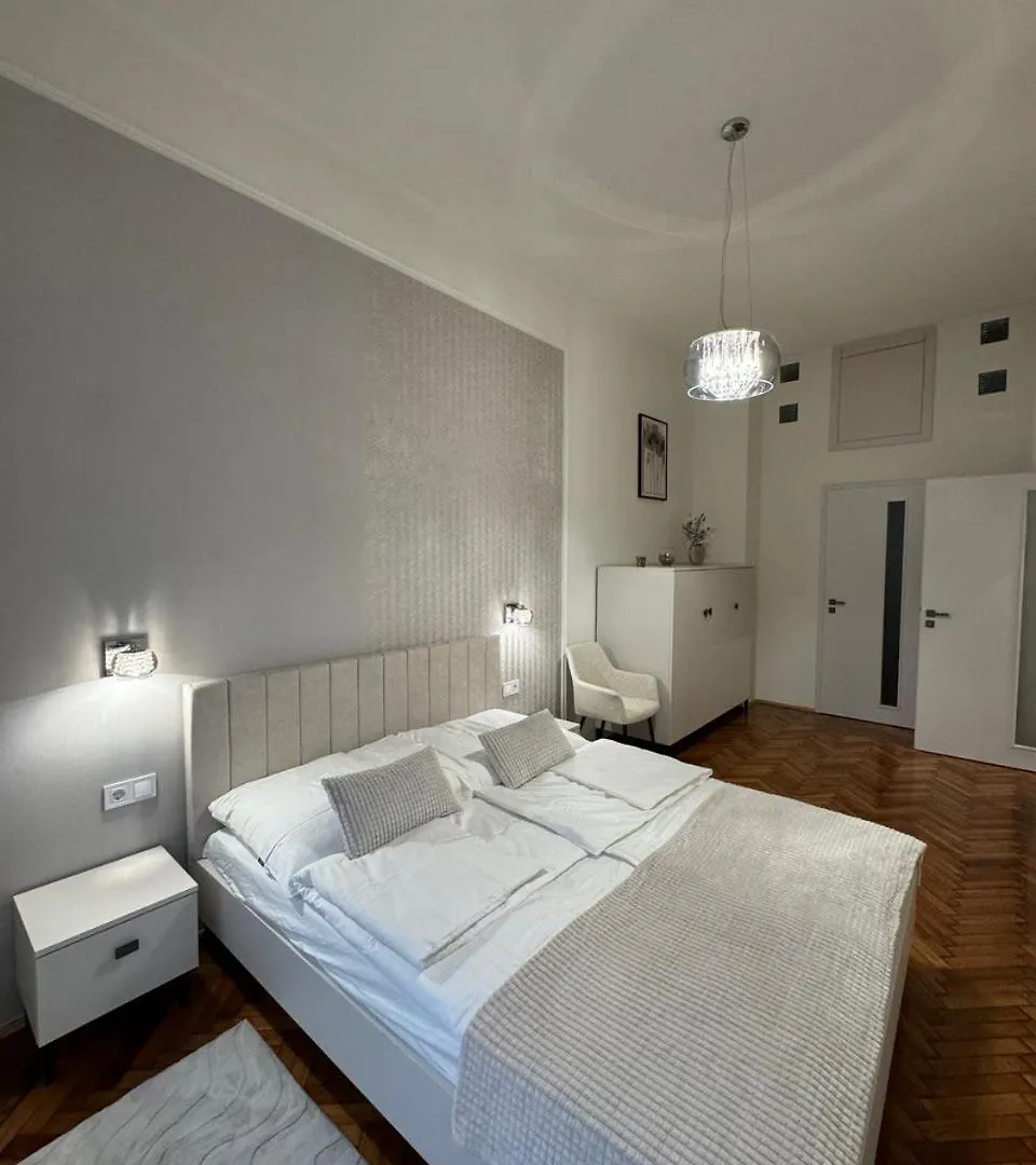 Astra Lux Bp Apartment Budapest 0*,  Hungary