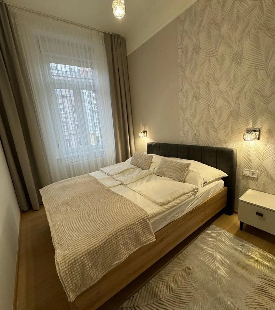 Astra Lux Bp Apartment Budapest