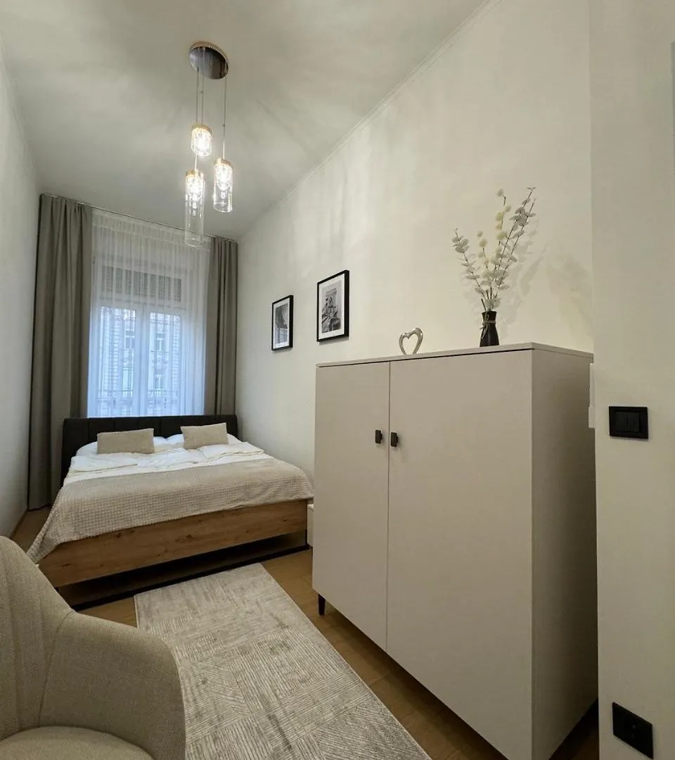 Astra Lux Bp Apartment Budapest