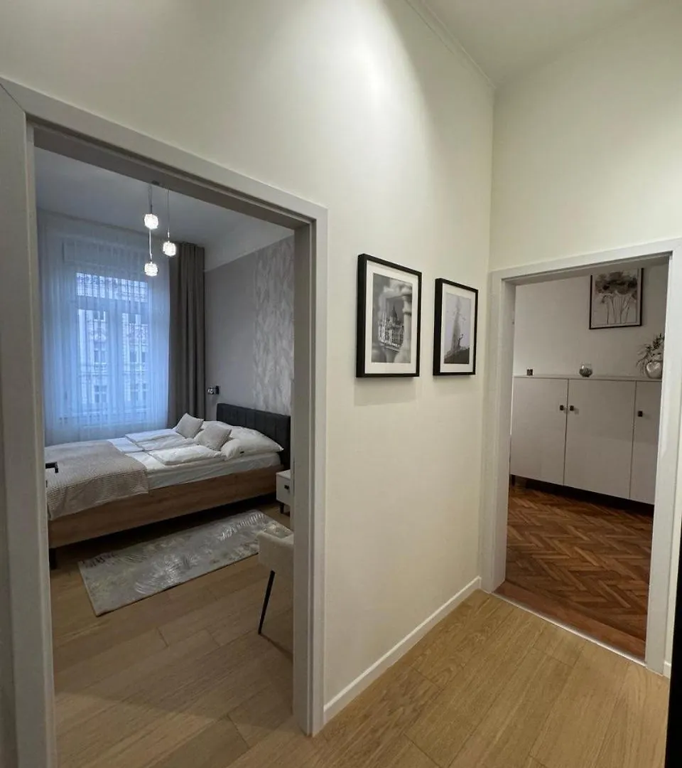 Astra Lux Bp Apartment Budapest